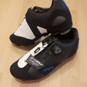 Women Fizik Black & White Leather Cycling Shoes, 38, 7.5